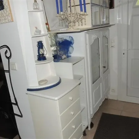 Sur Mer Proche Du Centre F3 En Rez De Chausse Apartman